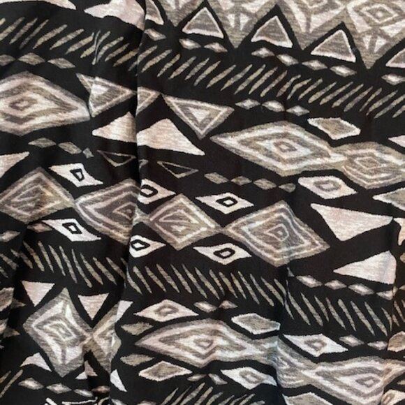 Material Girl Black and gray skirt - Picture 5 of 7